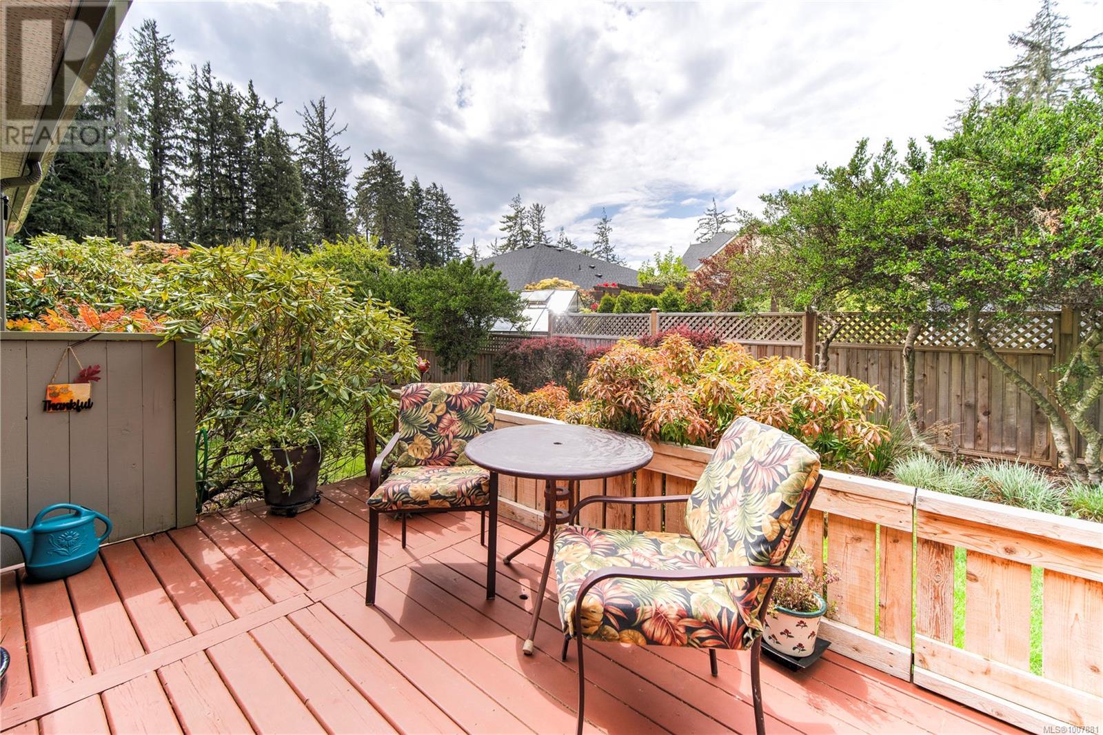 Photo 4 of 108 1645 Narissa Rd, Sooke BC
