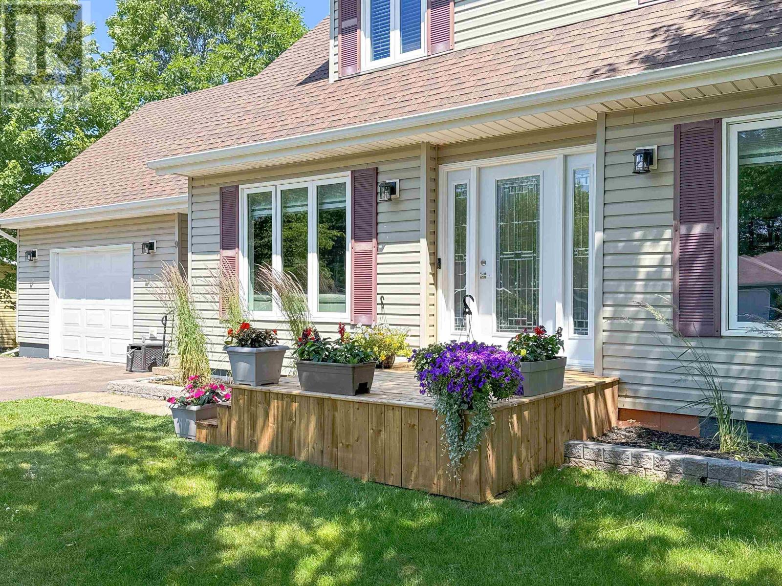 Single Family House for Sale in  Nottingham Avenue Sherwood 