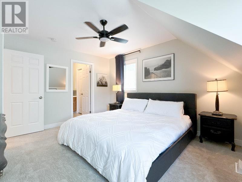 Single Family House for Sale in  Nottingham Avenue Sherwood 