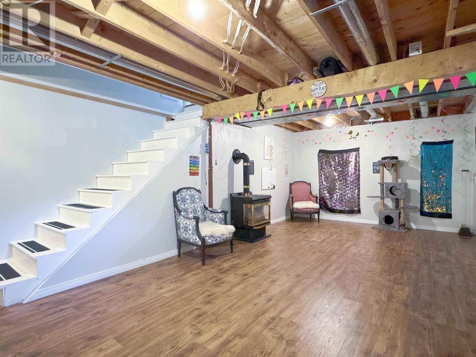 Single Family House for Sale in  Nottingham Avenue Sherwood 