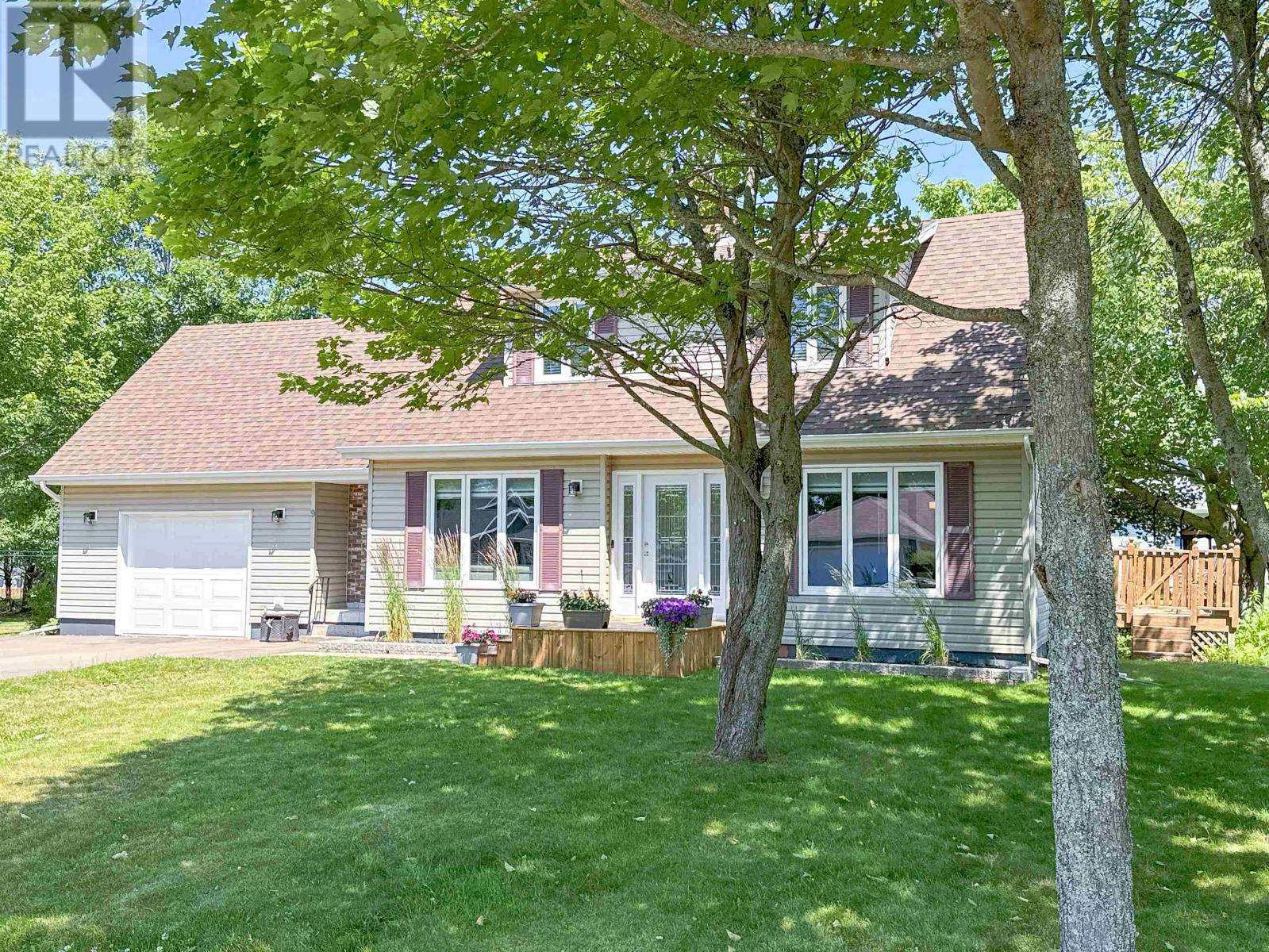 Single Family House for Sale in  Nottingham Avenue Sherwood 