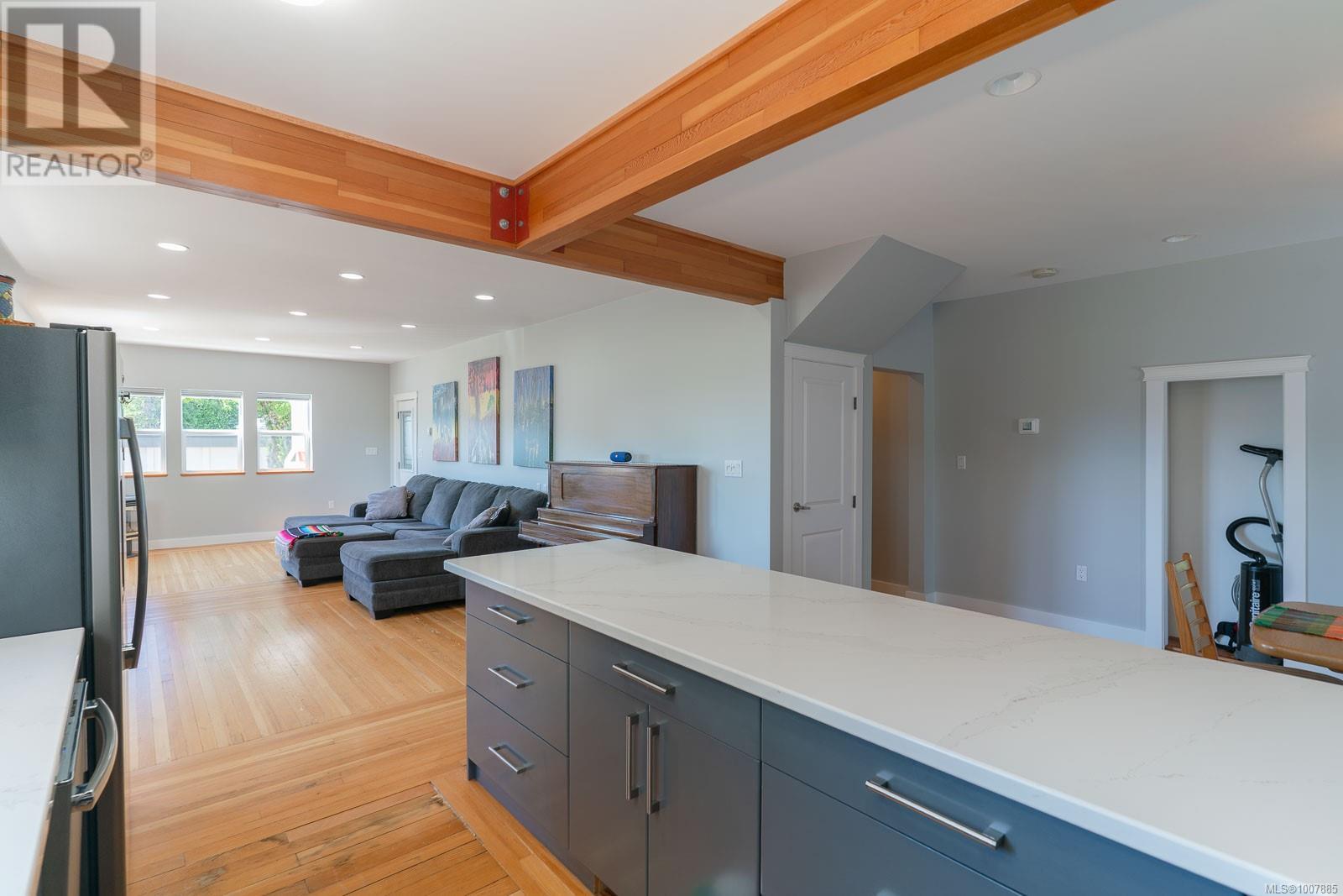 Photo 16 of 3807 5th Ave, Port Alberni BC
