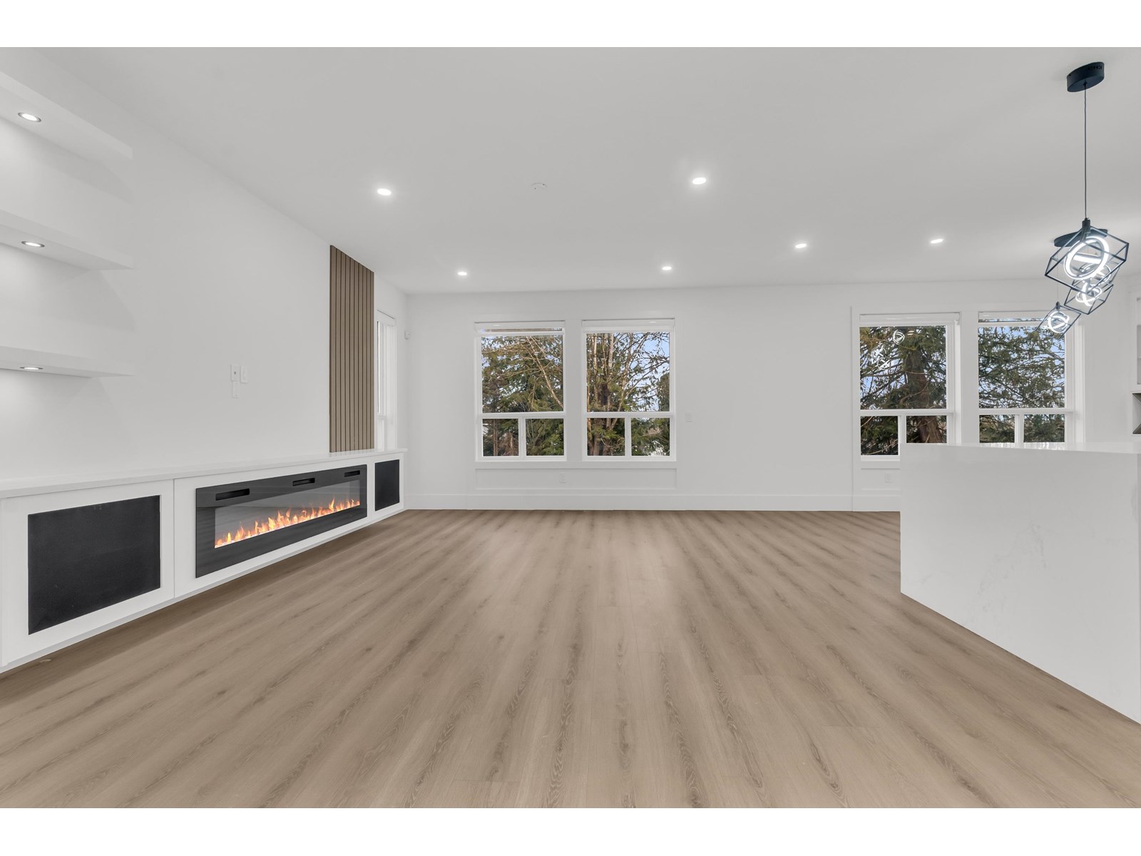 Photo 8 of 7020 205 Street, Langley BC
