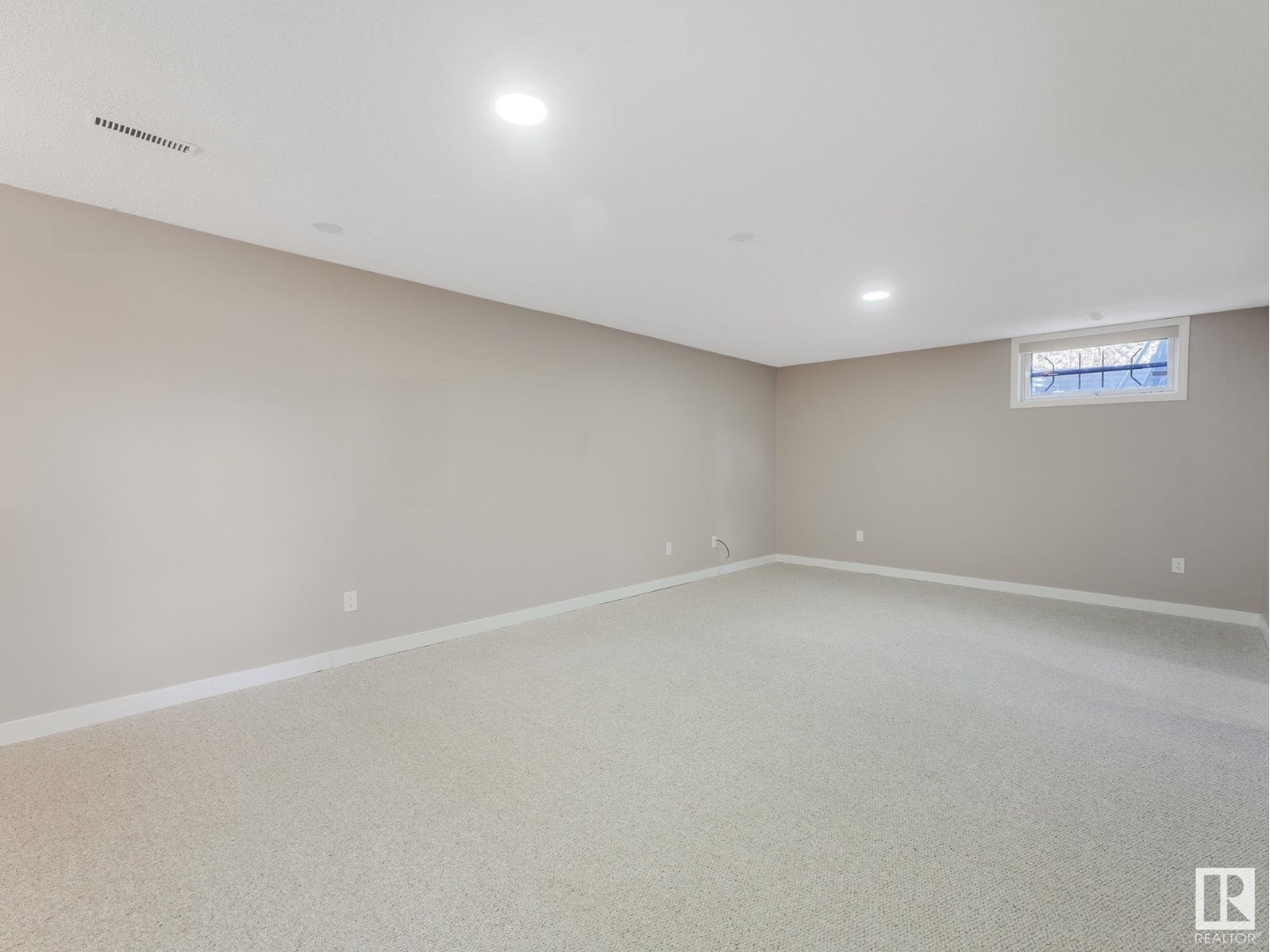 Photo 33 of 123 Fairway Dr Nw, Edmonton AB