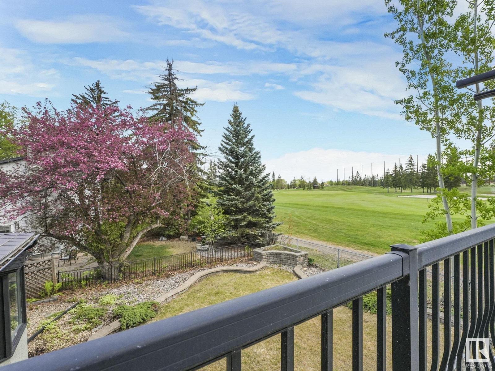 Photo 6 of 123 Fairway Dr Nw, Edmonton AB