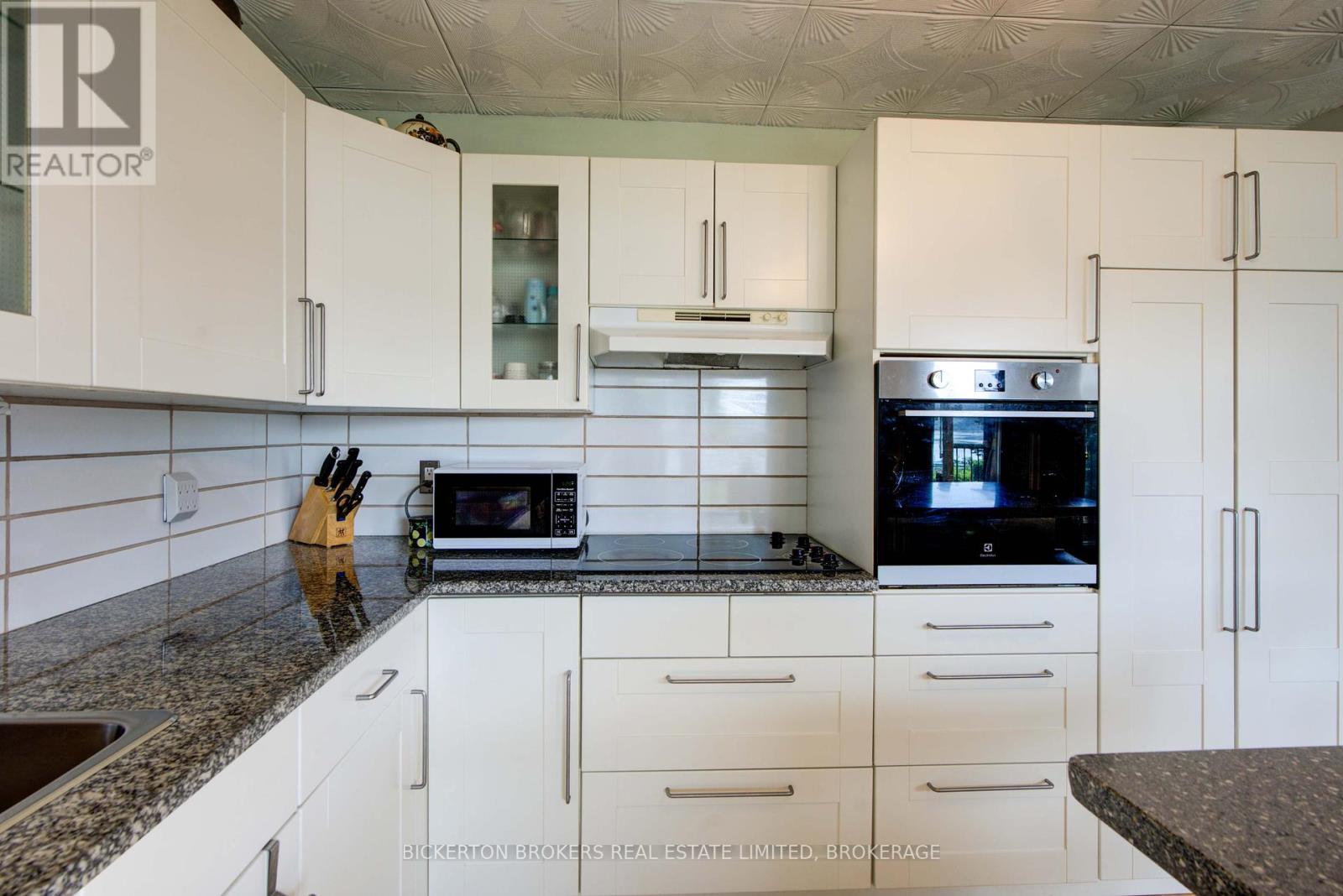 Photo 29 of 70 Kerry Point Road, Leeds And The Thousand Islands ON