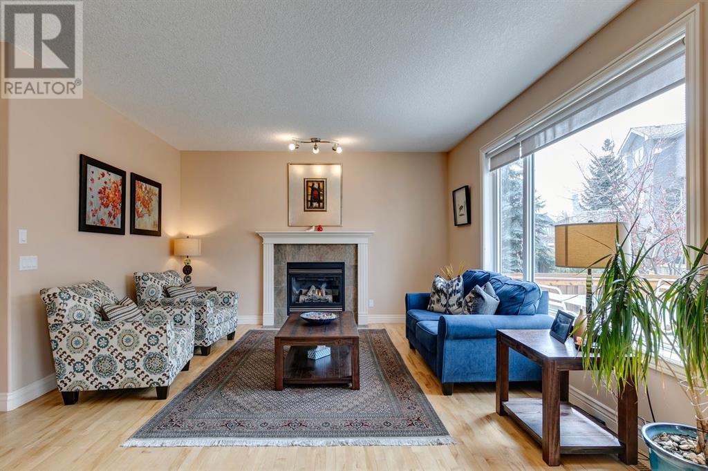 Single Family House for Sale in  Evergreen Drive SW Evergreen Calgary 