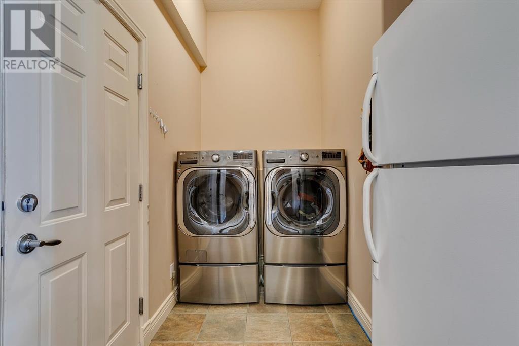 Single Family House for Sale in  Evergreen Drive SW Evergreen Calgary 