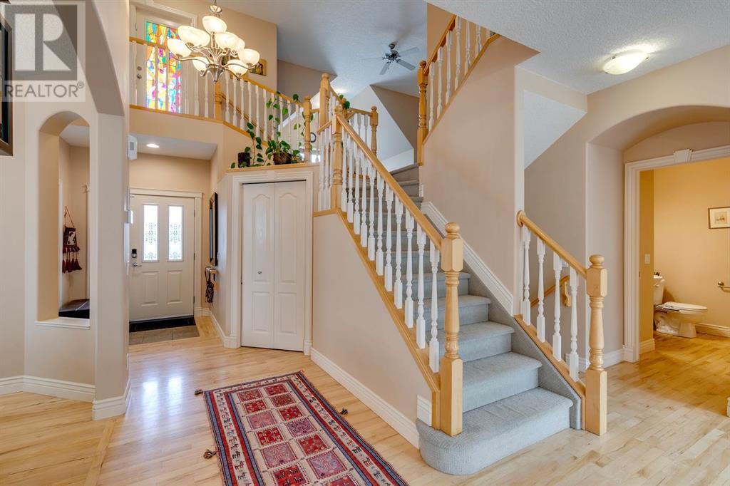 Single Family House for Sale in  Evergreen Drive SW Evergreen Calgary 