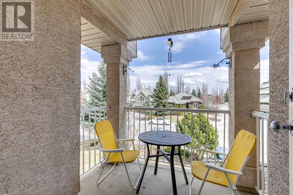 Single Family House for Sale in  Evergreen Drive SW Evergreen Calgary 