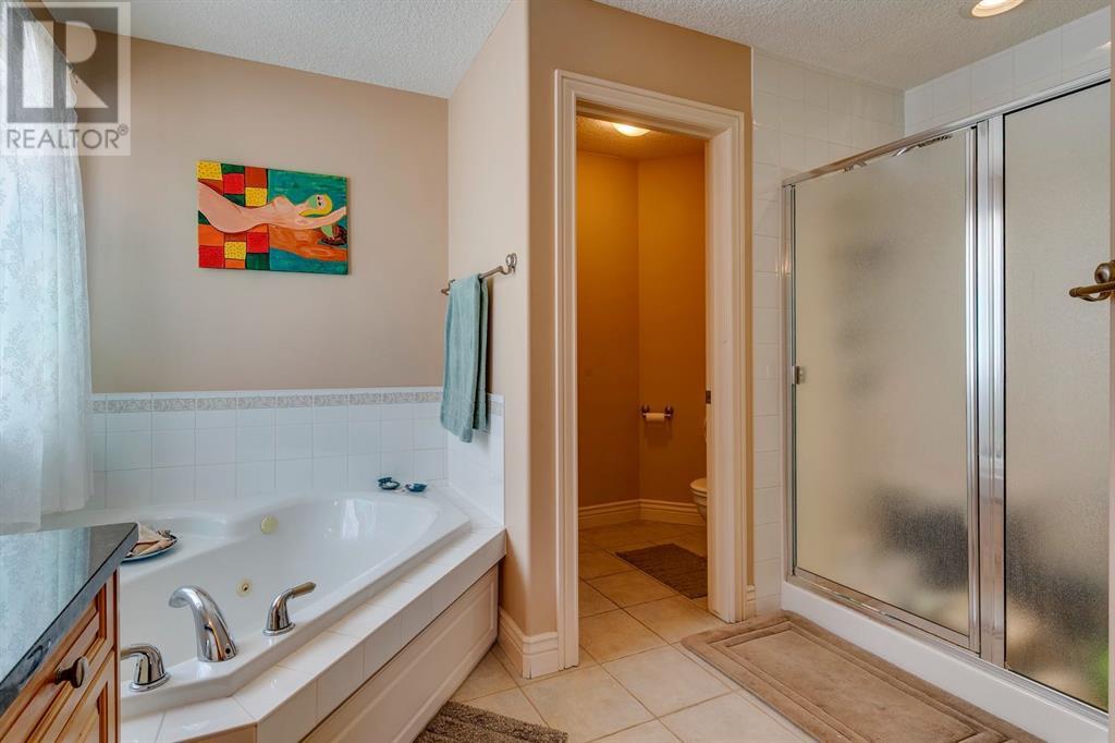 Single Family House for Sale in  Evergreen Drive SW Evergreen Calgary 