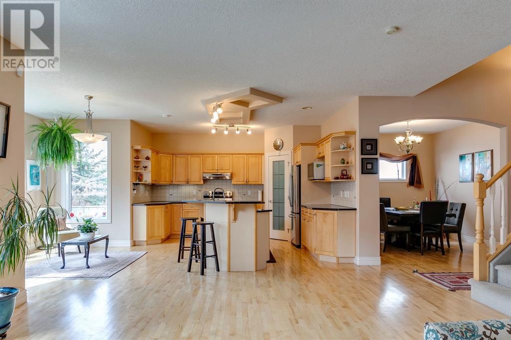 Single Family House for Sale in  Evergreen Drive SW Evergreen Calgary 