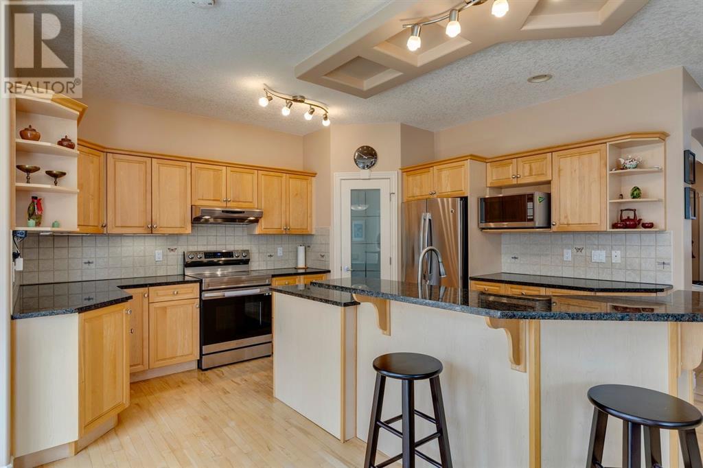 Single Family House for Sale in  Evergreen Drive SW Evergreen Calgary 