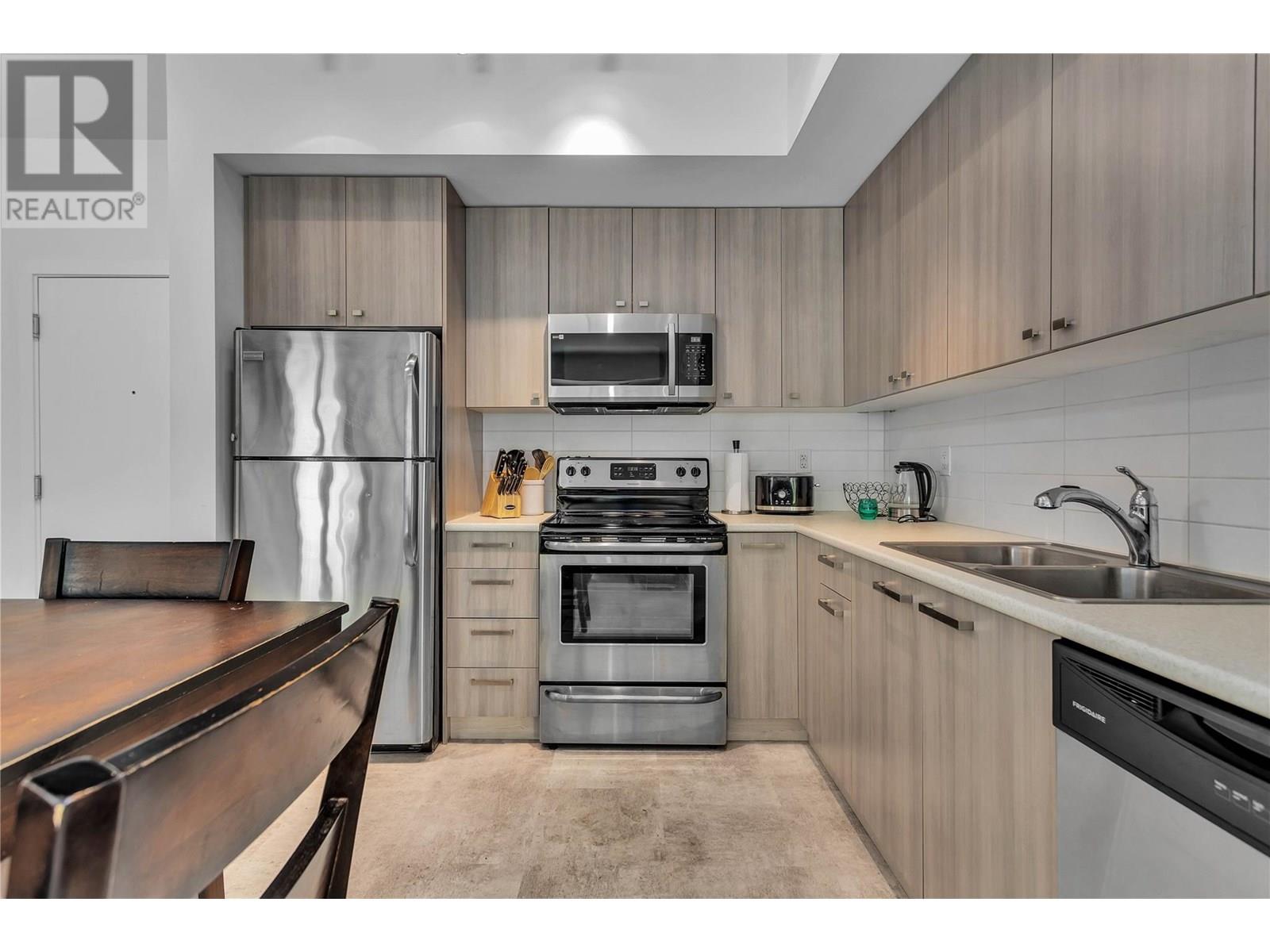 123 935 Academy Way, Kelowna