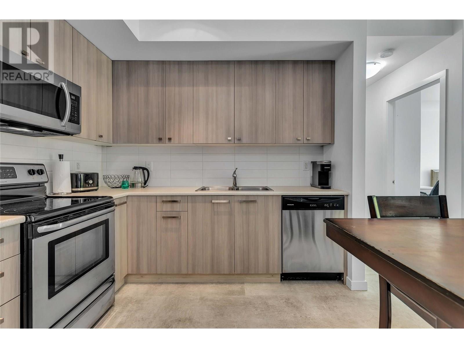 123 935 Academy Way, Kelowna