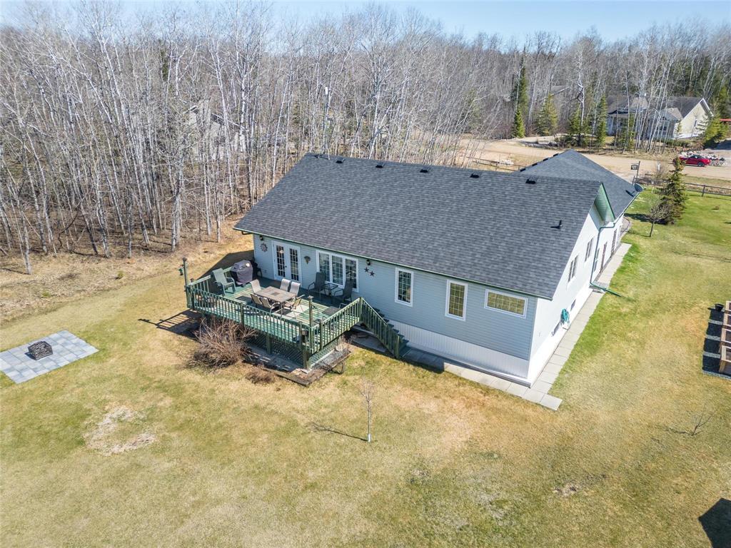 Photo 10 of 36 Grand Pines Drive, Traverse Bay MB