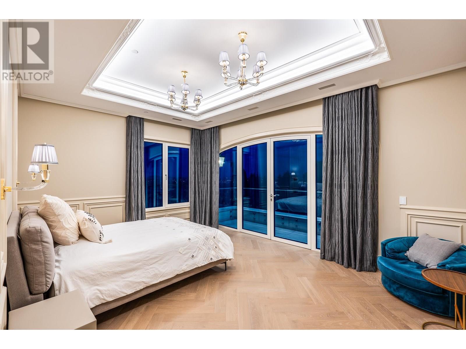 839 EYREMOUNT DRIVE, West Vancouver