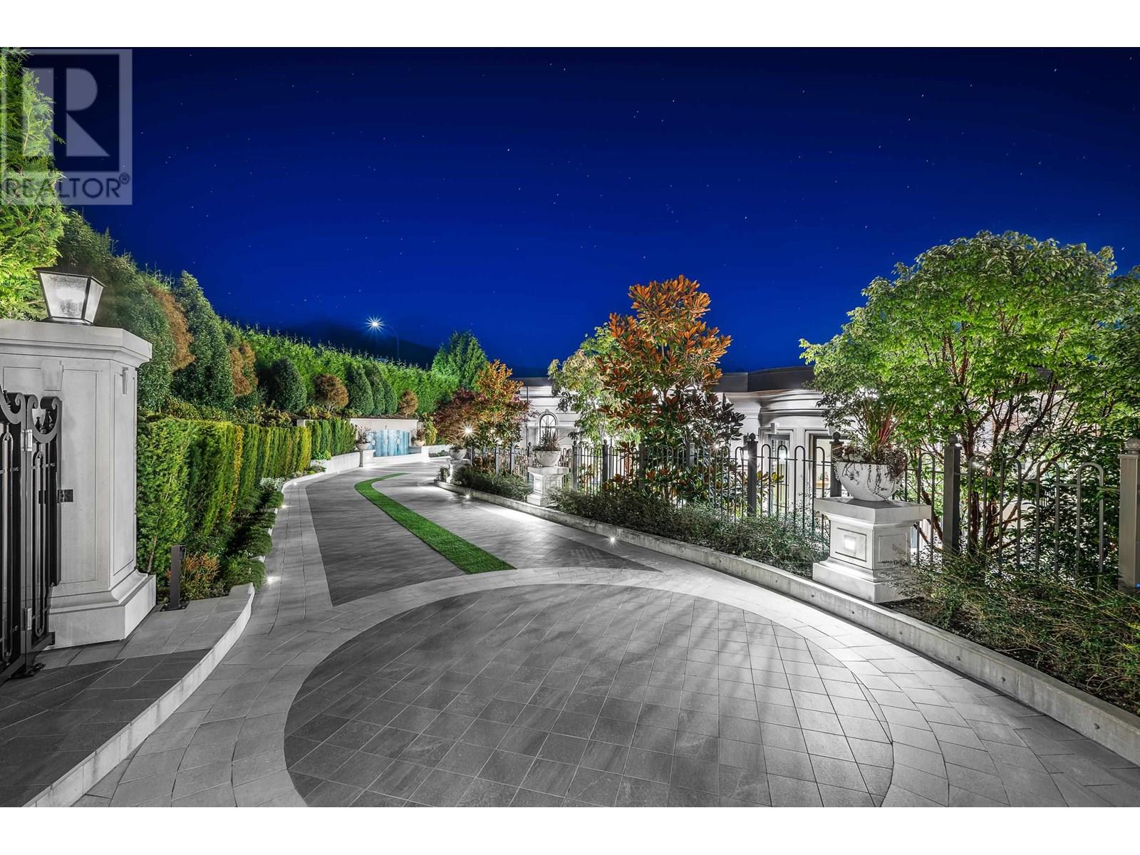 839 EYREMOUNT DRIVE, West Vancouver