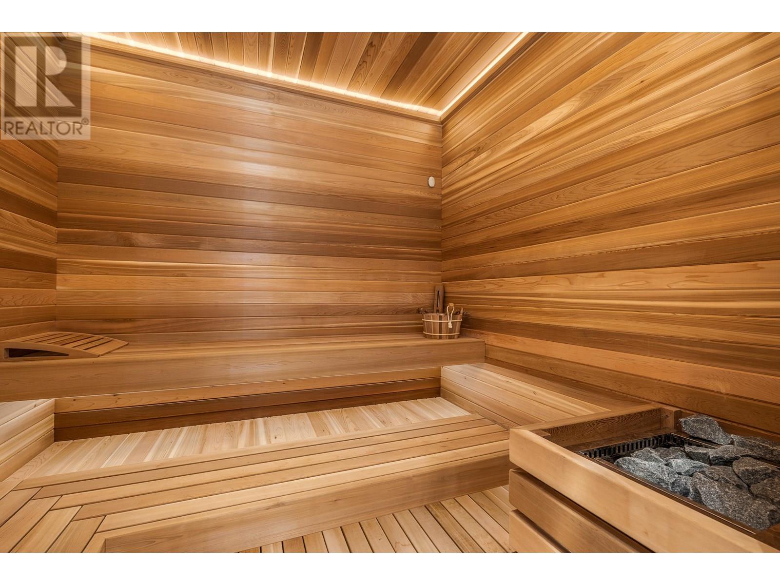 839 EYREMOUNT DRIVE, West Vancouver