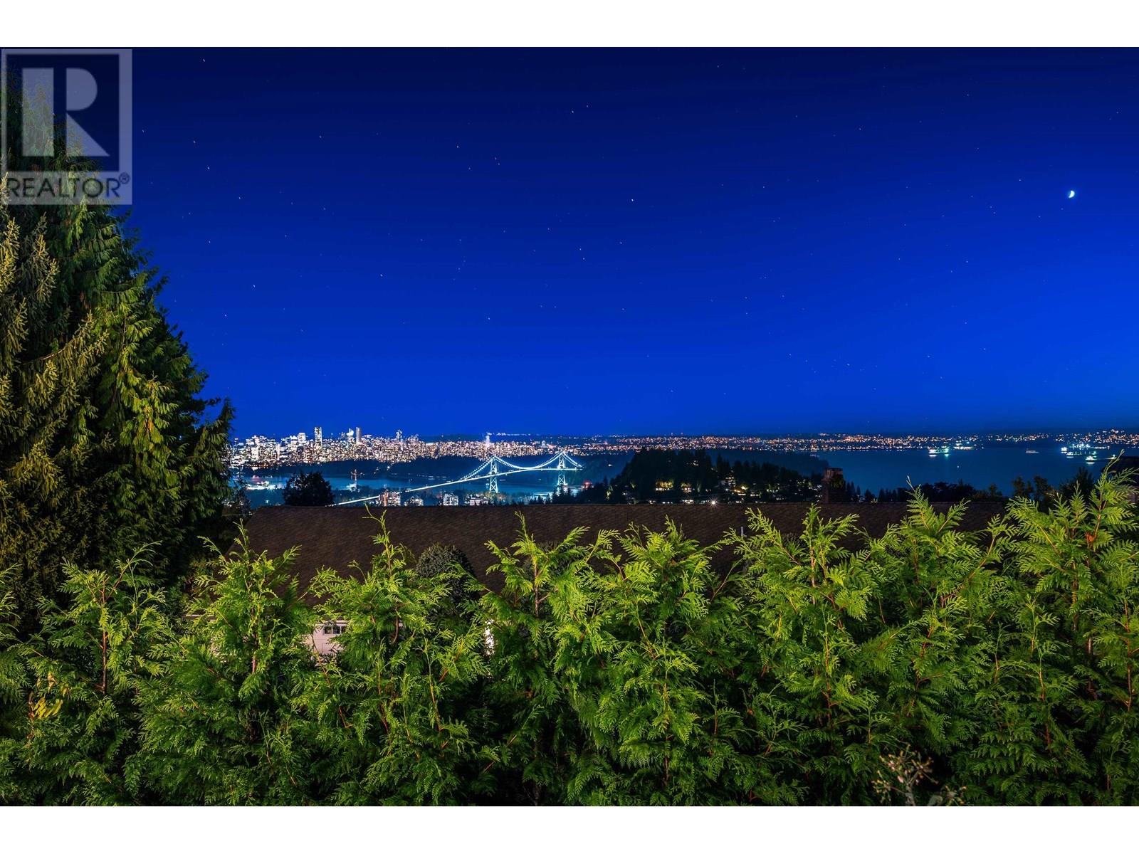 839 EYREMOUNT DRIVE, West Vancouver