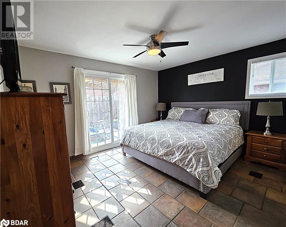 Photo 18 of 32 Carter Crescent, Orillia ON