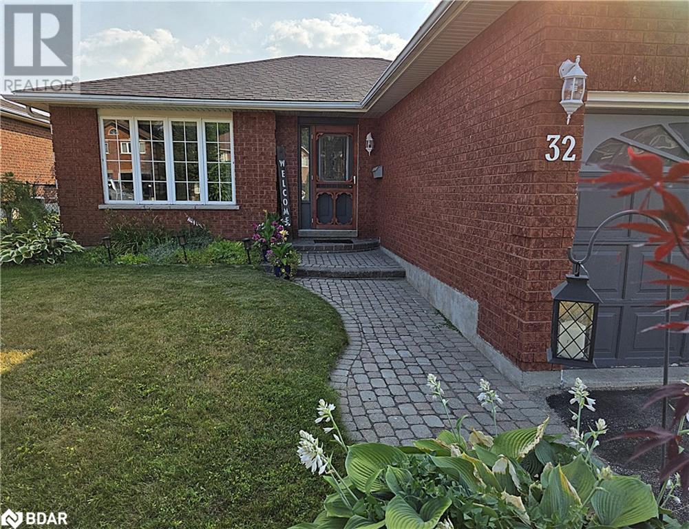 Photo 42 of 32 Carter Crescent, Orillia ON
