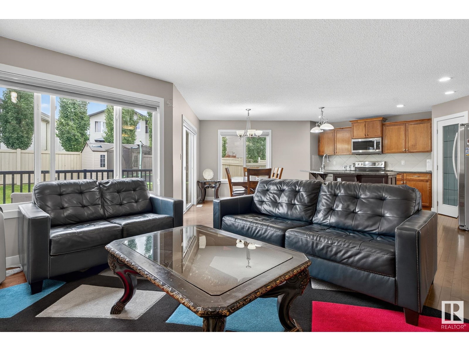 Photo 17 of 6811 19 Av Sw Sw, Edmonton AB