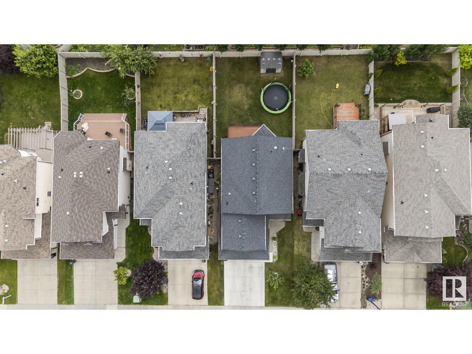 Photo 9 of 6811 19 Av Sw Sw, Edmonton AB