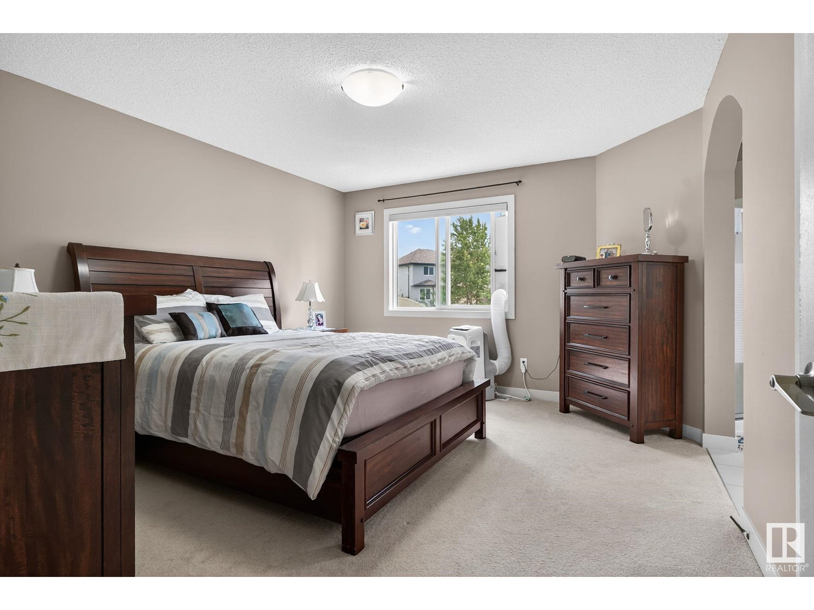 Photo 33 of 6811 19 Av Sw Sw, Edmonton AB