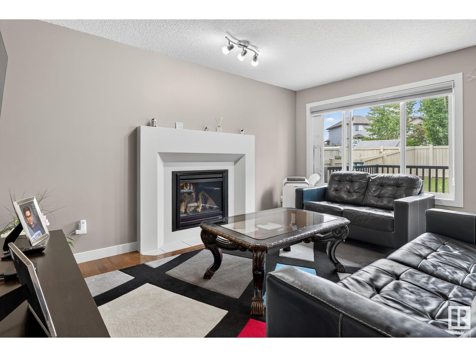 Photo 16 of 6811 19 Av Sw Sw, Edmonton AB
