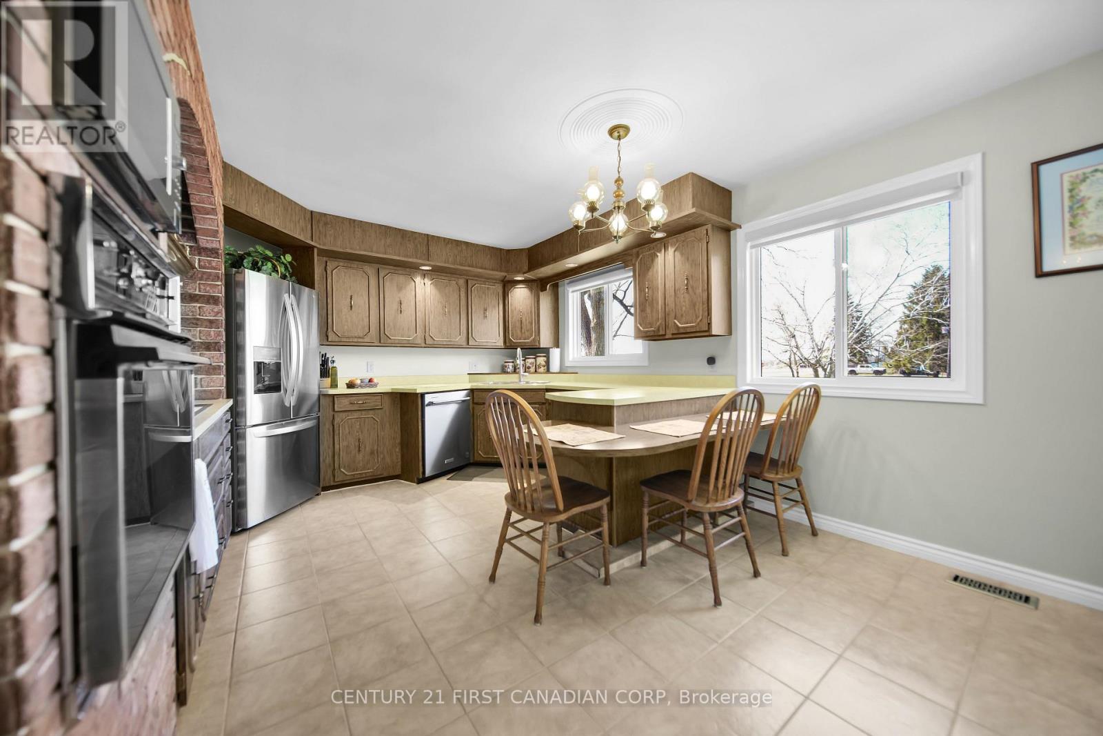 Photo 17 of 10016 Graham Road, West Elgin ON