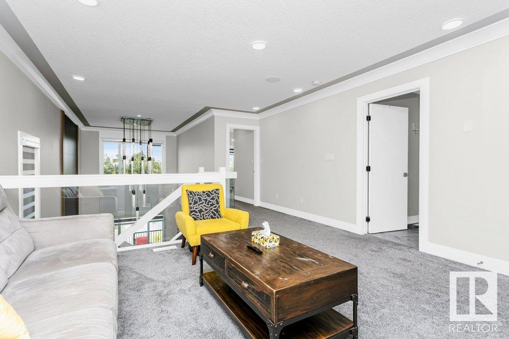 Photo 32 of 20916 131 Av Nw Nw, Edmonton AB