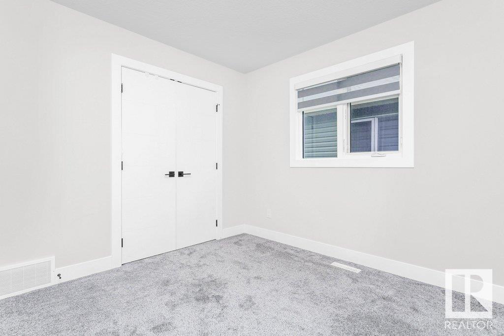 Photo 52 of 20916 131 Av Nw Nw, Edmonton AB