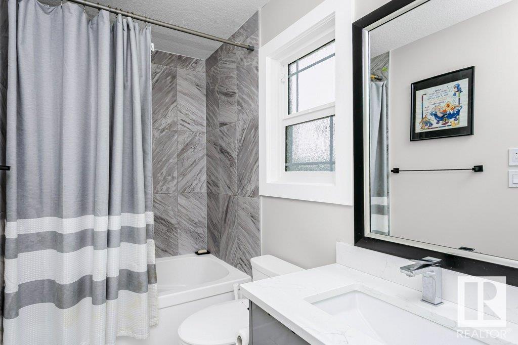 Photo 55 of 20916 131 Av Nw Nw, Edmonton AB