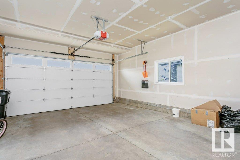 Photo 61 of 20916 131 Av Nw Nw, Edmonton AB