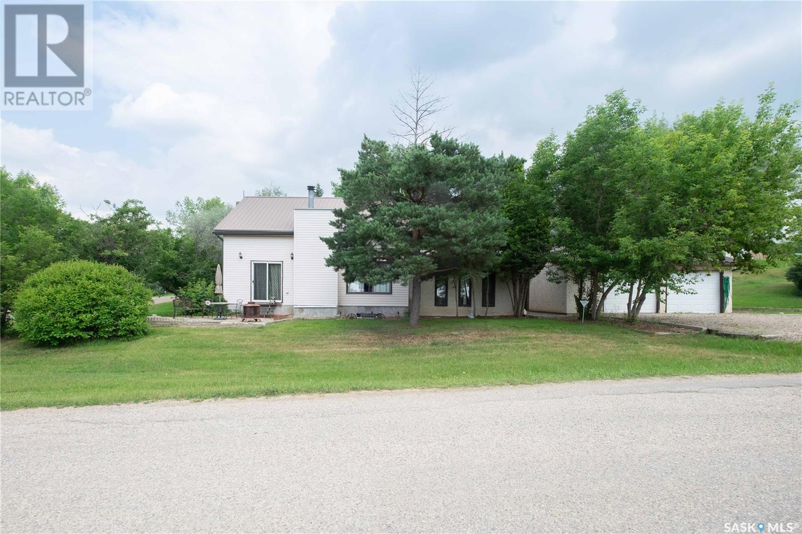 Photo 36 of 501 Bank Street, Saskatchewan Beach SK