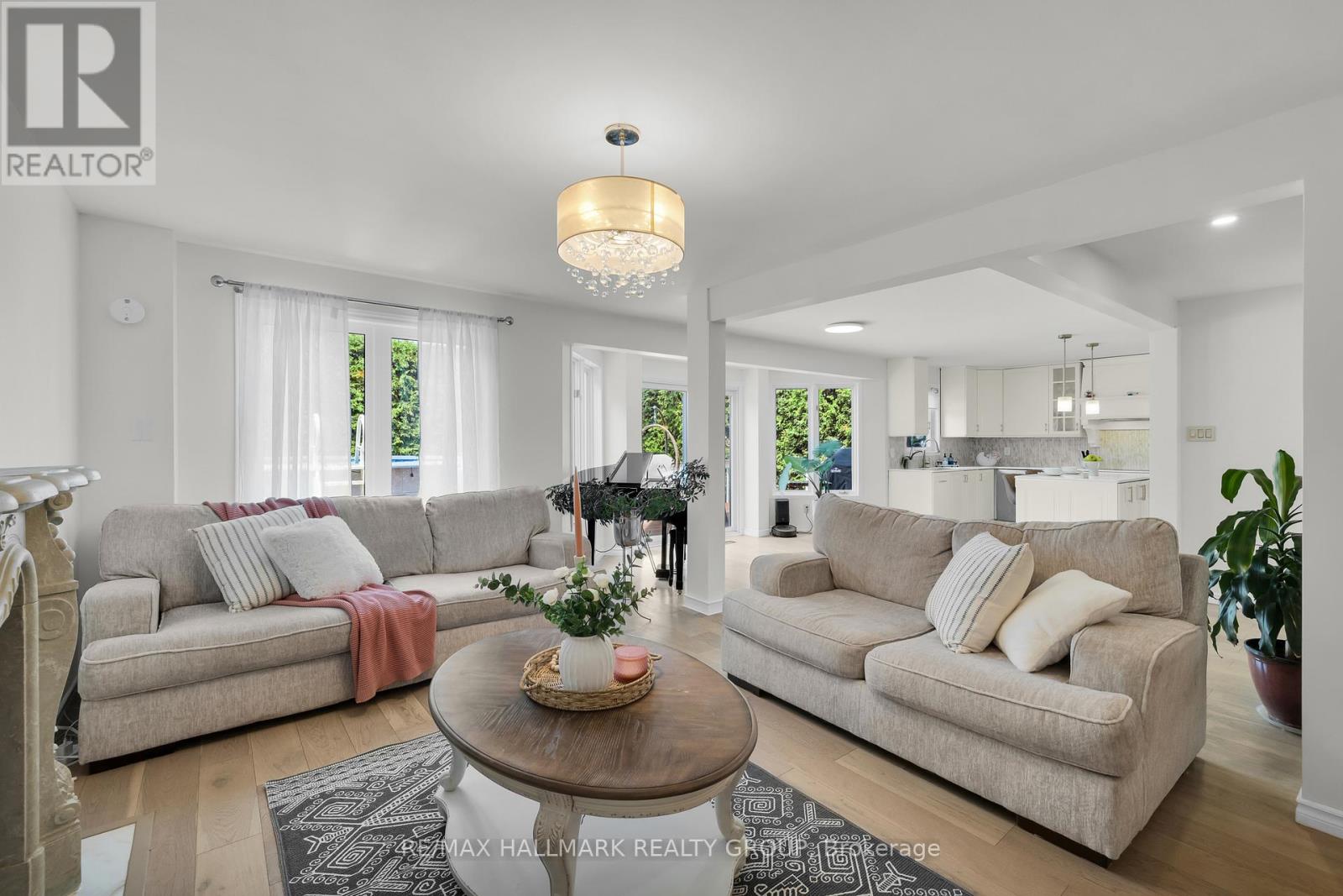 Photo 9 of 16 Allenby Road, Ottawa ON