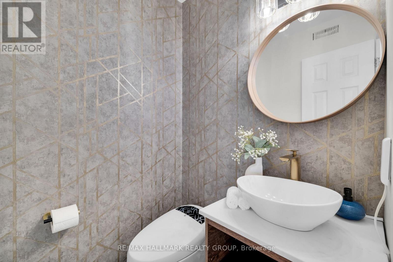 Photo 6 of 16 Allenby Road, Ottawa ON