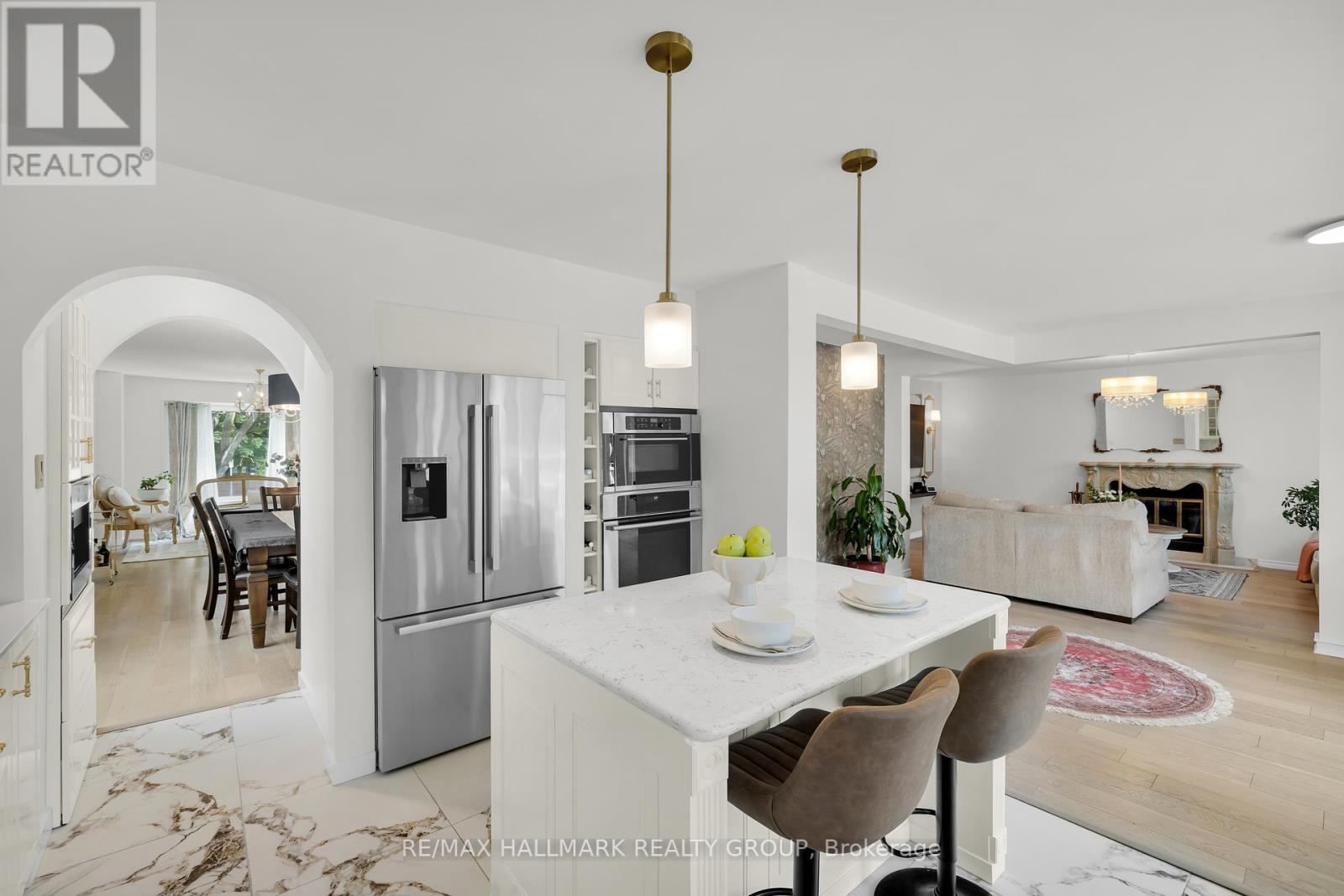 Photo 4 of 16 Allenby Road, Ottawa ON