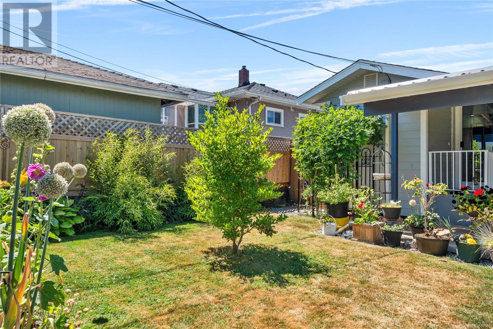 Photo 7 of 3773 14th Ave, Port Alberni BC