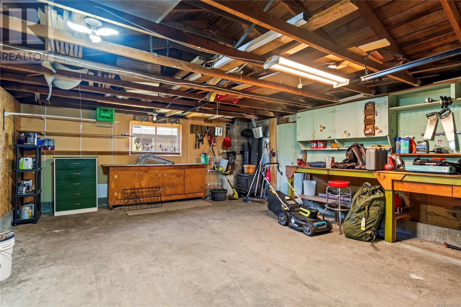 Photo 42 of 3773 14th Ave, Port Alberni BC