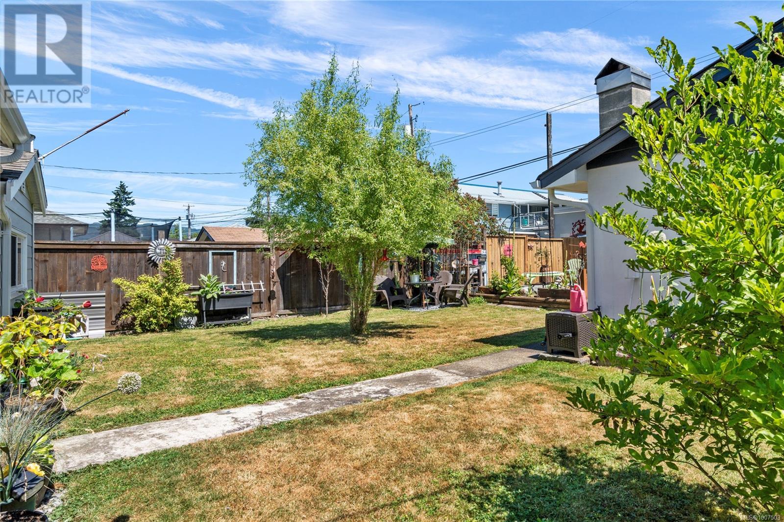 Photo 11 of 3773 14th Ave, Port Alberni BC