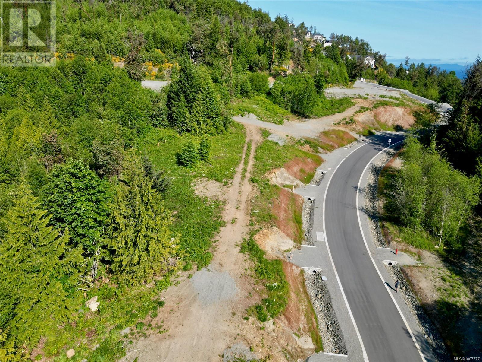 Photo 4 of 4899 Dixon Lane, Lantzville BC