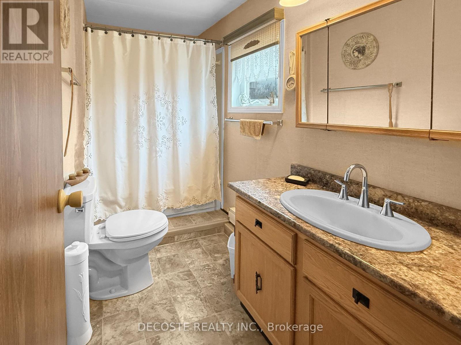 Photo 9 of 3872 Bobby Street, North Glengarry ON