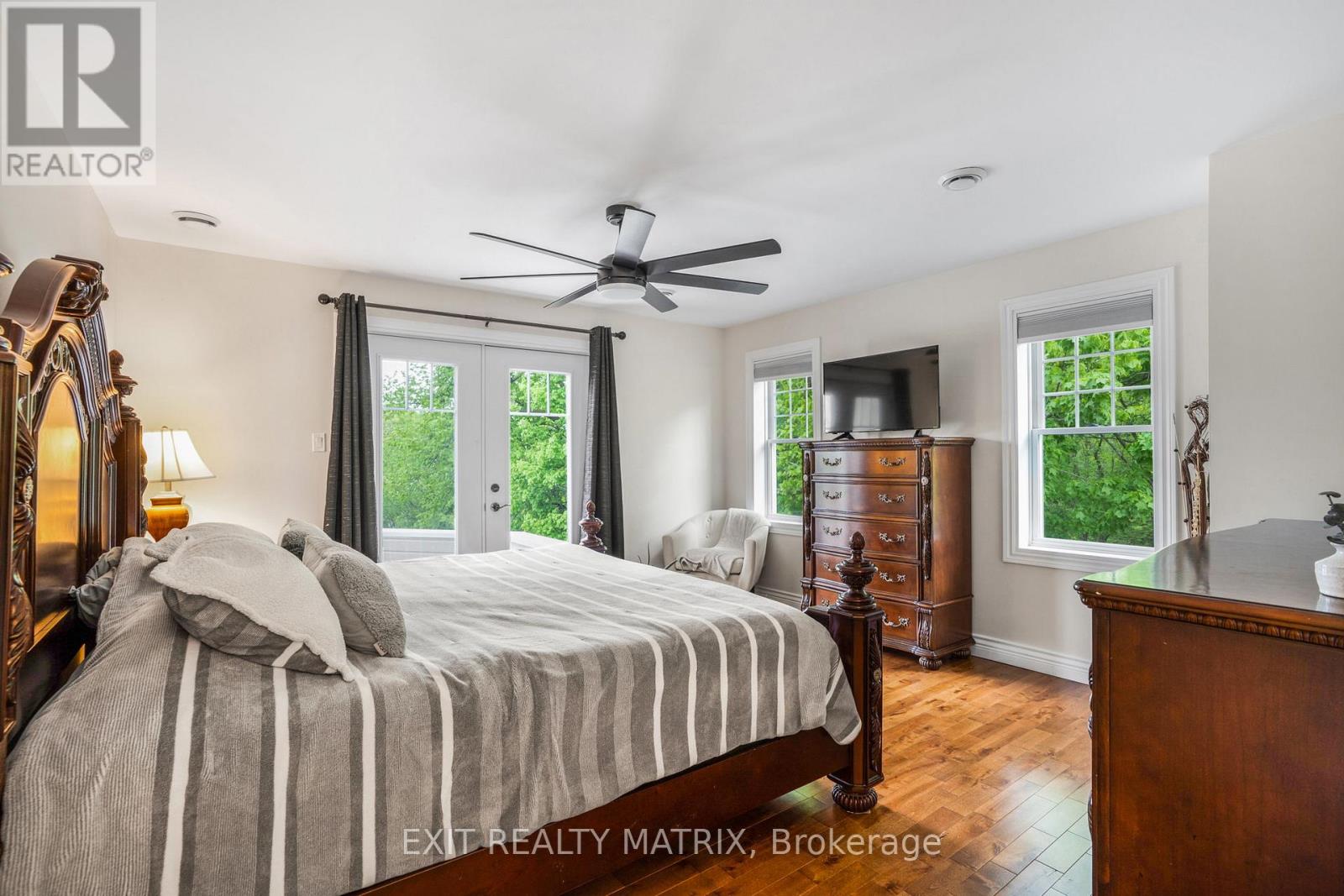 Photo 30 of 5 64 Radstock Lane, Champlain ON