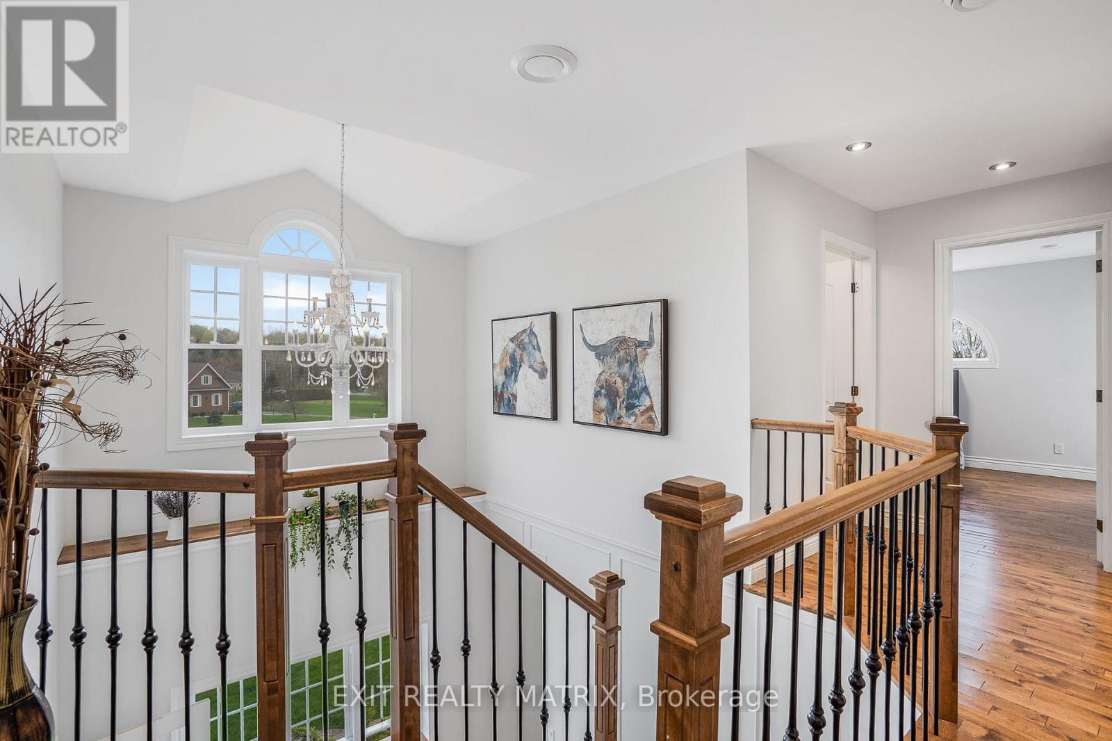 Photo 22 of 5 64 Radstock Lane, Champlain ON