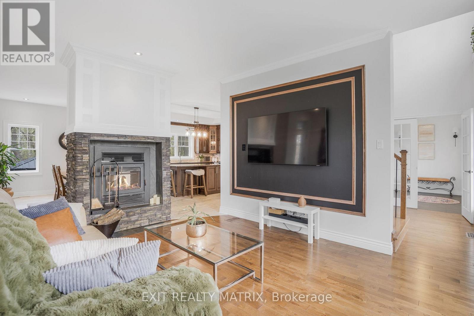 Photo 10 of 5 64 Radstock Lane, Champlain ON
