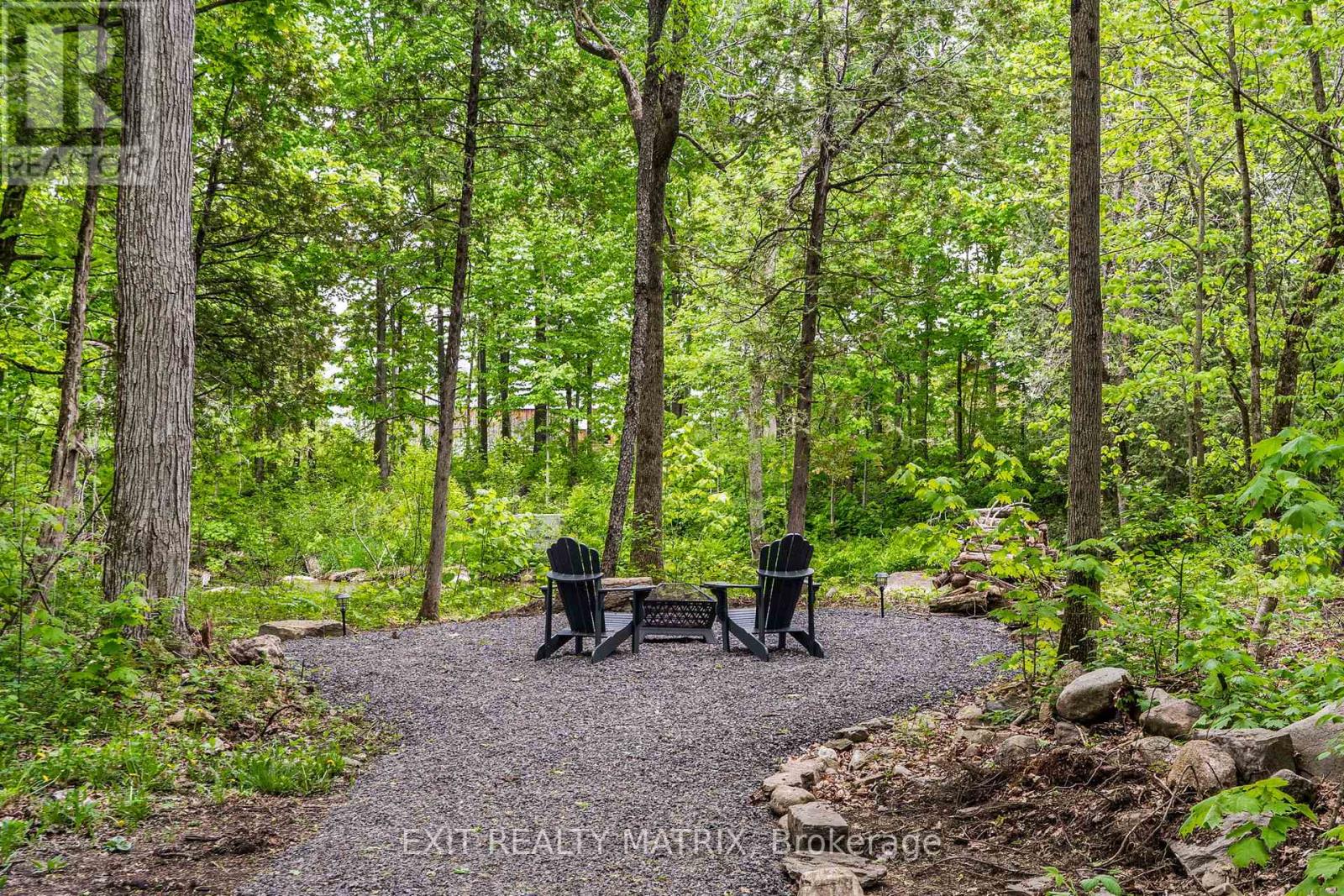 Photo 29 of 5 64 Radstock Lane, Champlain ON