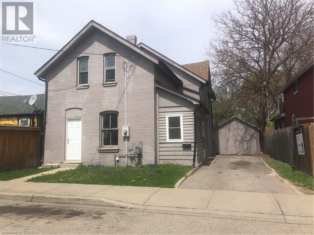 Photo 2 of 39 Park Avenue, Brantford ON