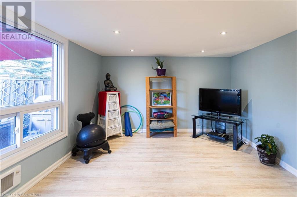 Photo 9 of 7 Patrice Court Unit 55, Dundas ON